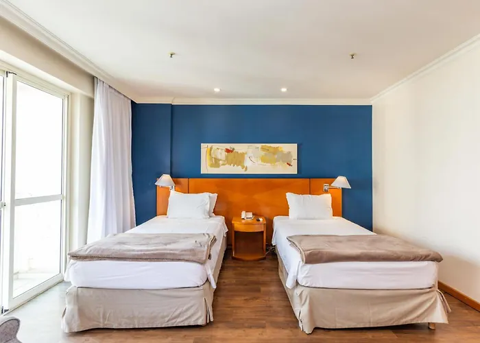Barra Premium - Flat Com Servicos, Recepcao 24 Horas, Piscina, Academia E Balsa Para Praia!